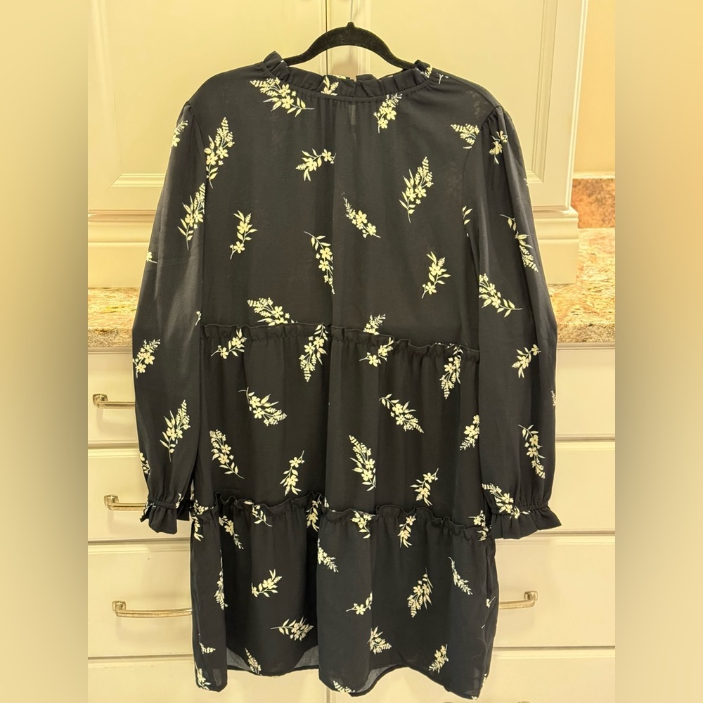 LuLaRoe M Annabelle Ruffled Tiered Dress Black with White Flowers